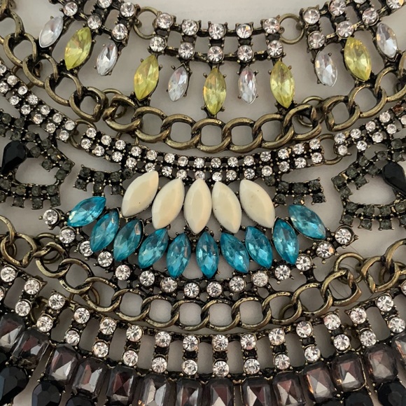 Statement necklace - Picture 3 of 7